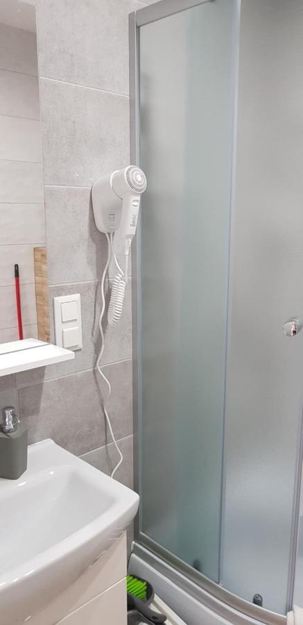 Apartamenty Maja -Pokoje - Domy Wakacyjne -Basen Podgrzewany -Jacuzzi - Sauna Leba Exterior foto