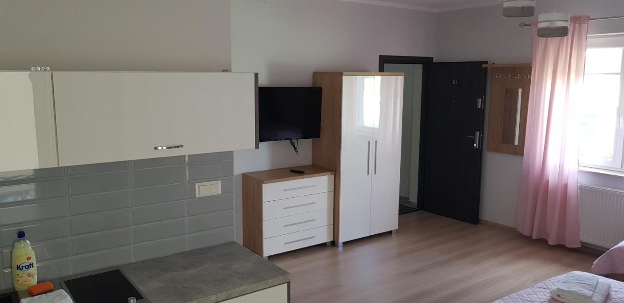 Apartamenty Maja -Pokoje - Domy Wakacyjne -Basen Podgrzewany -Jacuzzi - Sauna Leba Exterior foto