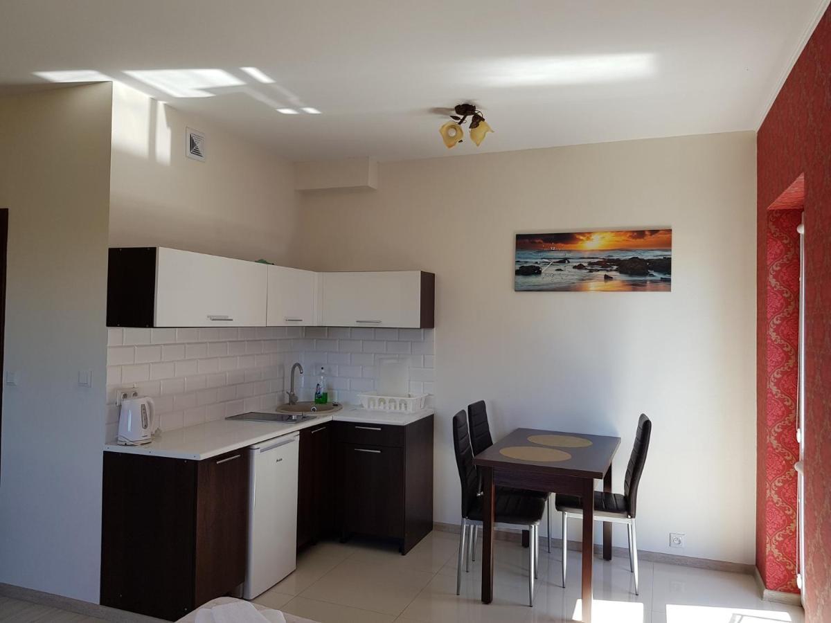 Apartamenty Maja -Pokoje - Domy Wakacyjne -Basen Podgrzewany -Jacuzzi - Sauna Leba Exterior foto