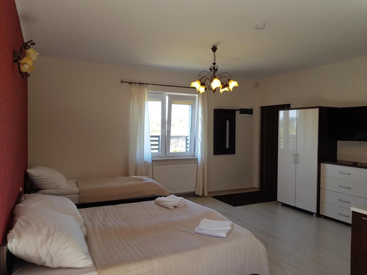 Apartamenty Maja -Pokoje - Domy Wakacyjne -Basen Podgrzewany -Jacuzzi - Sauna Leba Exterior foto