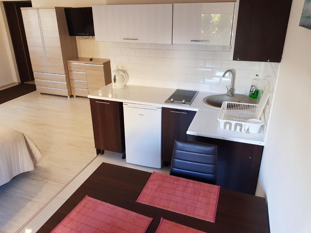 Apartamenty Maja -Pokoje - Domy Wakacyjne -Basen Podgrzewany -Jacuzzi - Sauna Leba Exterior foto