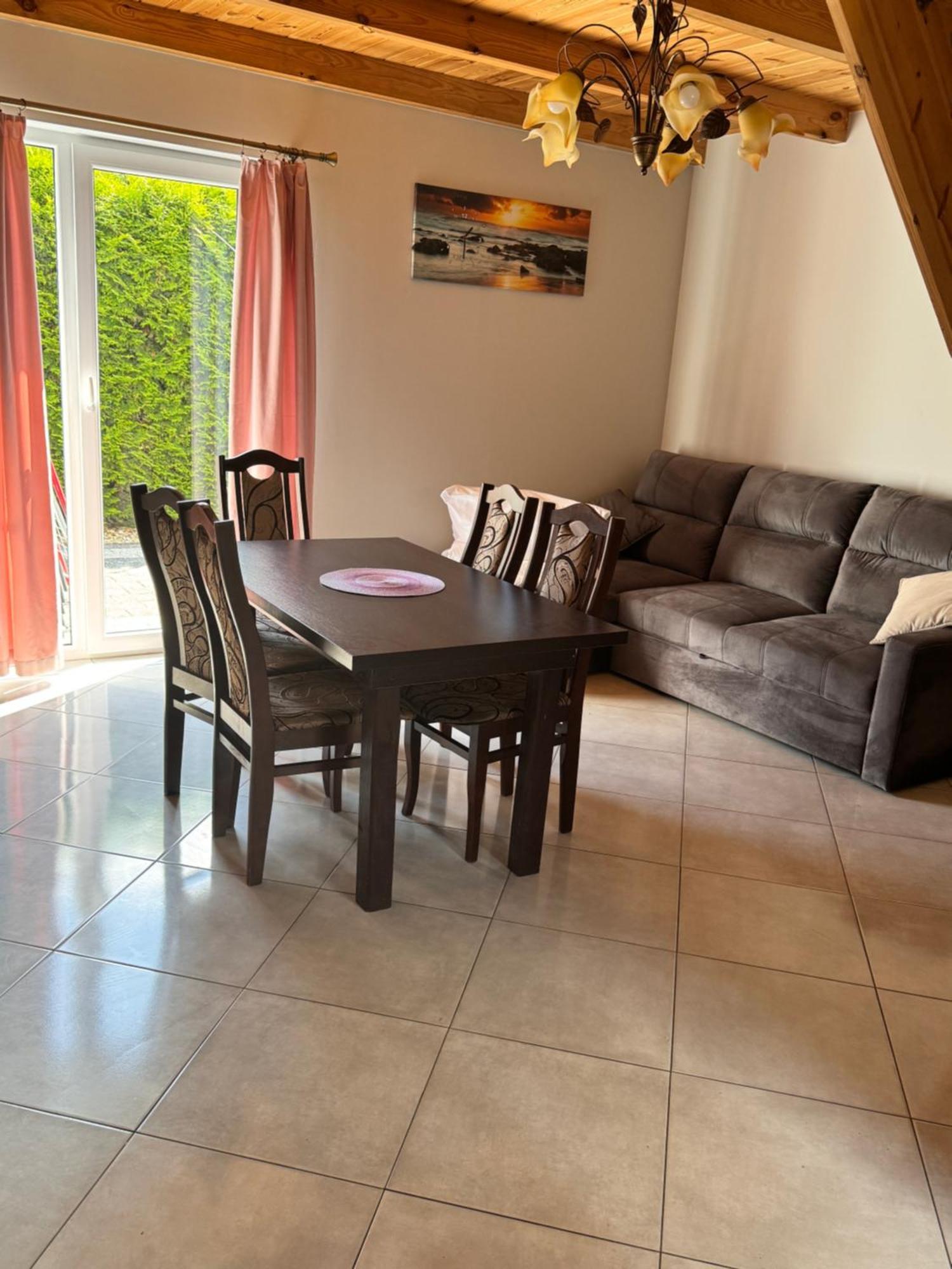 Apartamenty Maja -Pokoje - Domy Wakacyjne -Basen Podgrzewany -Jacuzzi - Sauna Leba Exterior foto