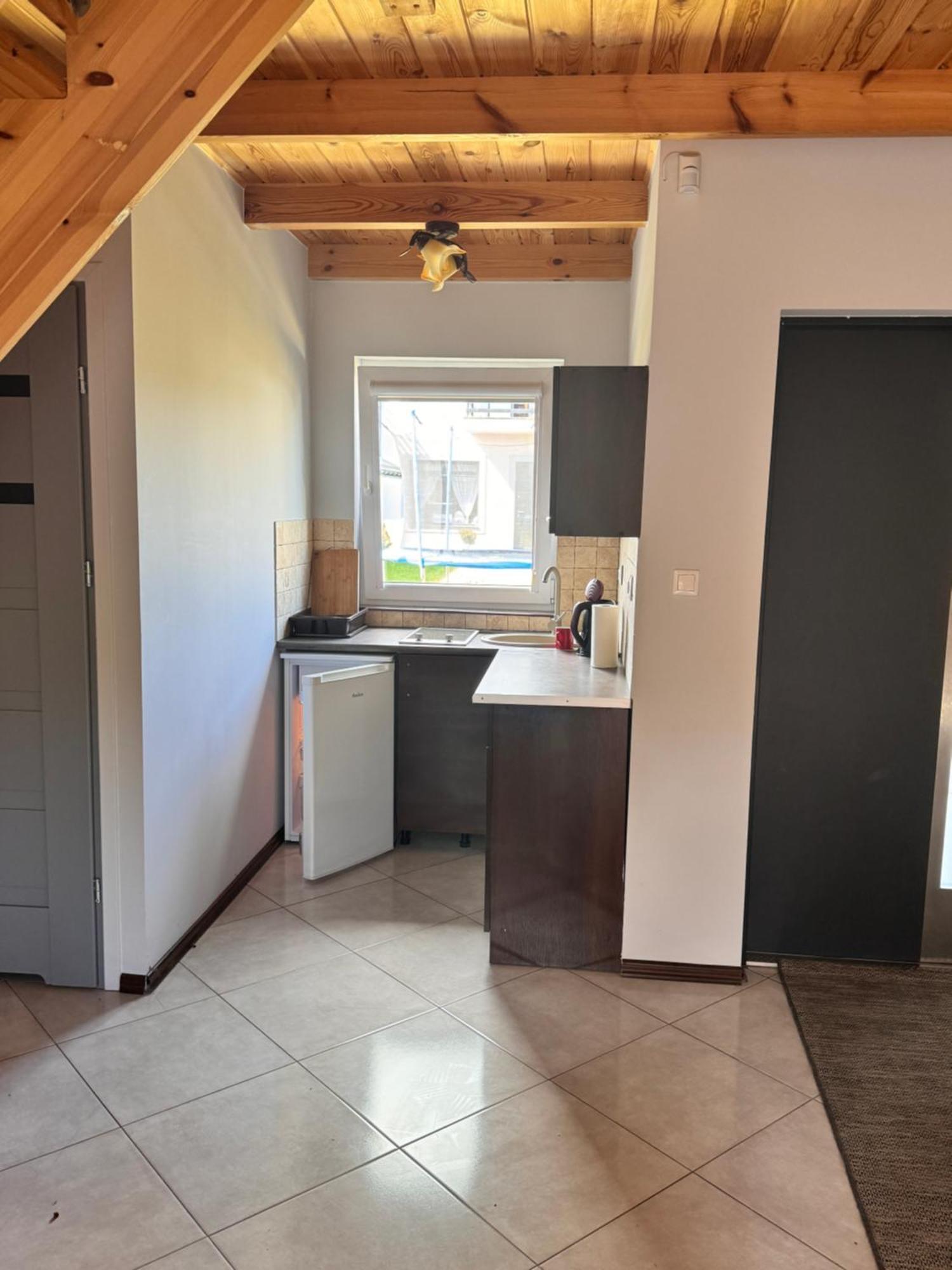 Apartamenty Maja -Pokoje - Domy Wakacyjne -Basen Podgrzewany -Jacuzzi - Sauna Leba Exterior foto