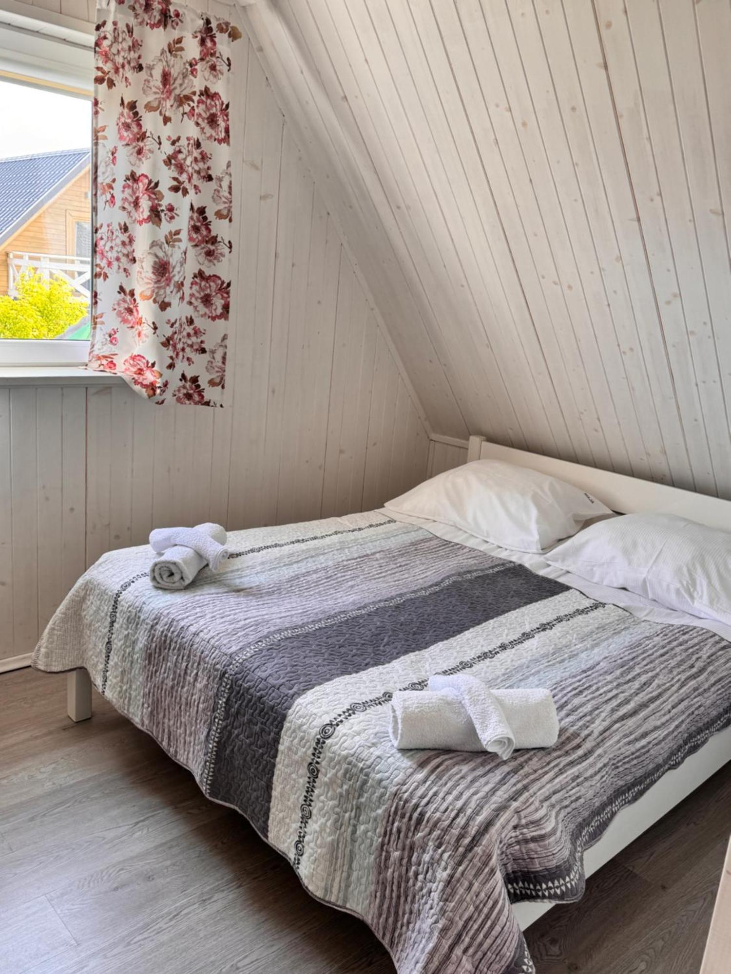 Apartamenty Maja -Pokoje - Domy Wakacyjne -Basen Podgrzewany -Jacuzzi - Sauna Leba Exterior foto