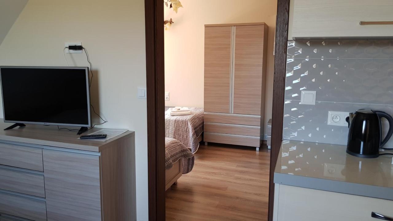Apartamenty Maja -Pokoje - Domy Wakacyjne -Basen Podgrzewany -Jacuzzi - Sauna Leba Exterior foto