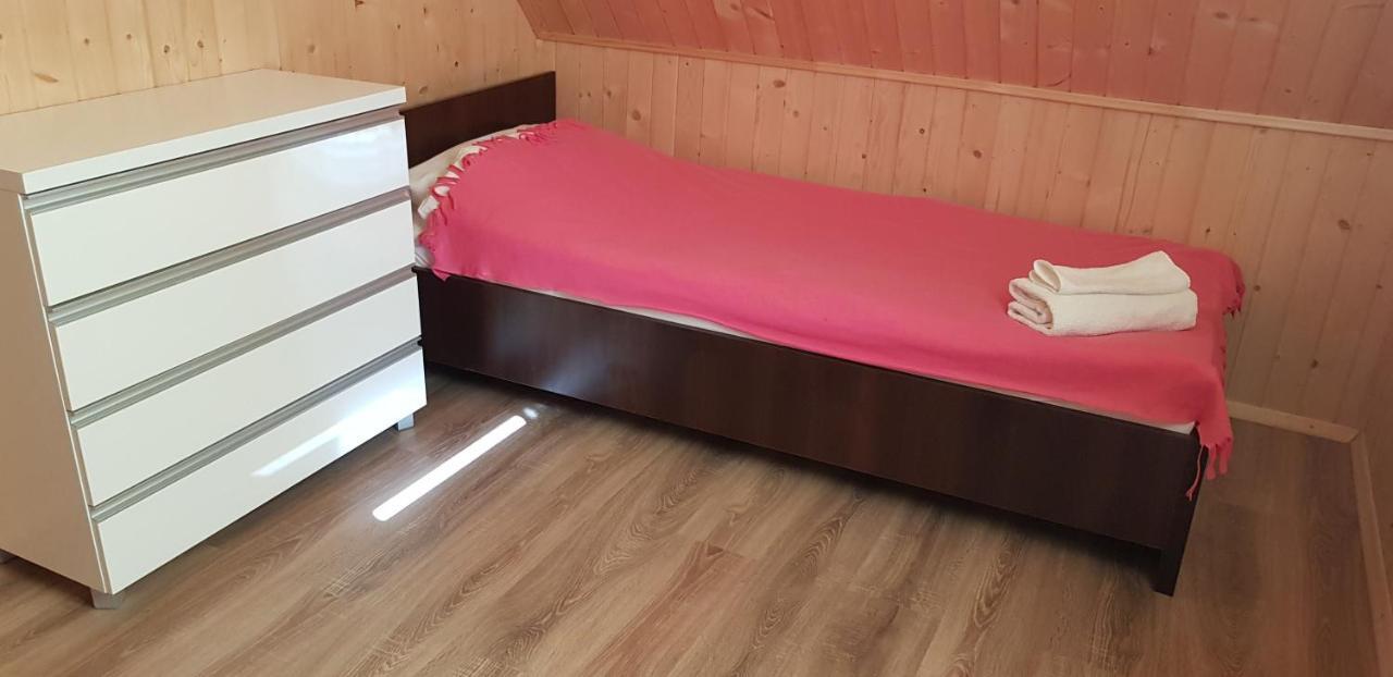 Apartamenty Maja -Pokoje - Domy Wakacyjne -Basen Podgrzewany -Jacuzzi - Sauna Leba Exterior foto